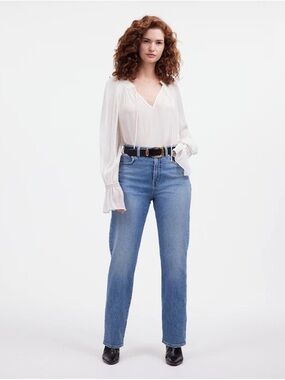 Madewell Curvy 90s Straight Jeans in Light Blue